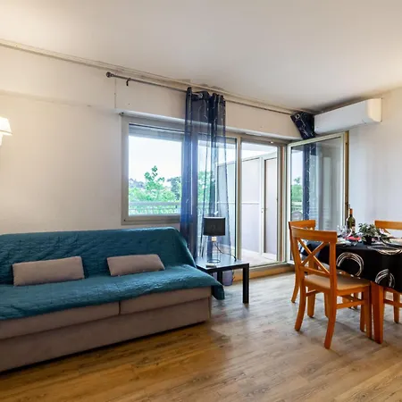 Les Platanes-1 By Interhome 아파트